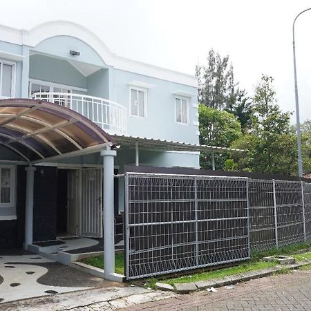 Diyar Villas Puncak K3/2 Exterior photo